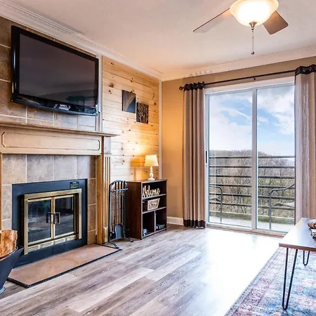 Sky High Views!!-Peak Mountaintop-Outdoor Pool-Close To Downtown-Private Balcony-Wifi-Cable Gatlinburg Extérieur photo